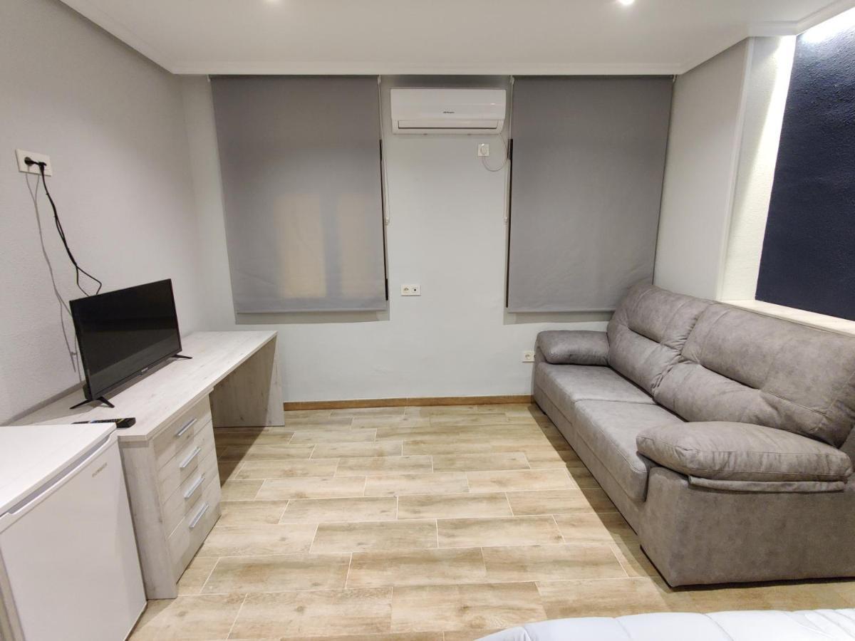Duerme A Gusto - Tu Habitacion Acogedora En Torredonjimeno Zewnętrze zdjęcie